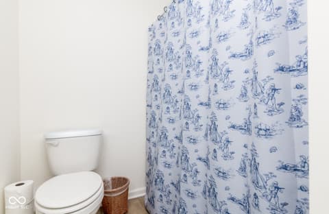 Bathroom at 923 Aurora Lane, Franklin, IN