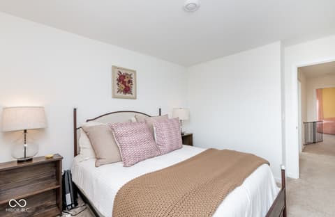 Bedroom at 923 Aurora Lane, Franklin, IN