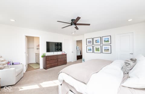 Bedroom at 923 Aurora Lane, Franklin, IN