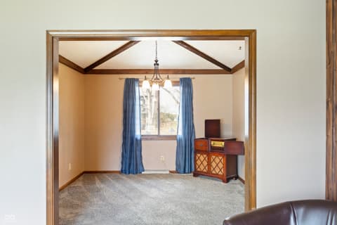 Dining room at 302 Maple Court, Greenfield, IN