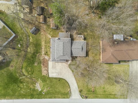 Aerial view at 302 Maple Court, Greenfield, IN