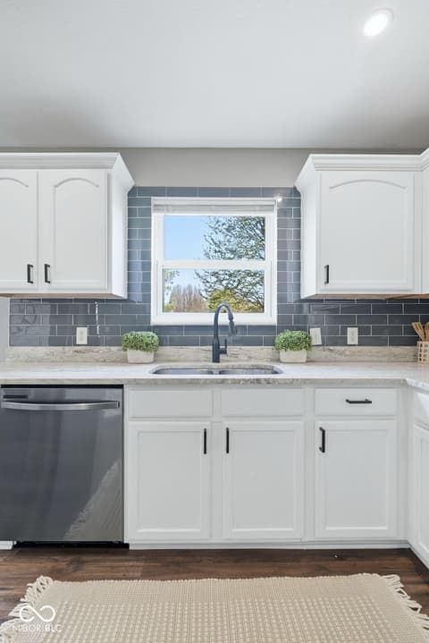Photo of 5841 Safari Drive, Indianapolis, IN