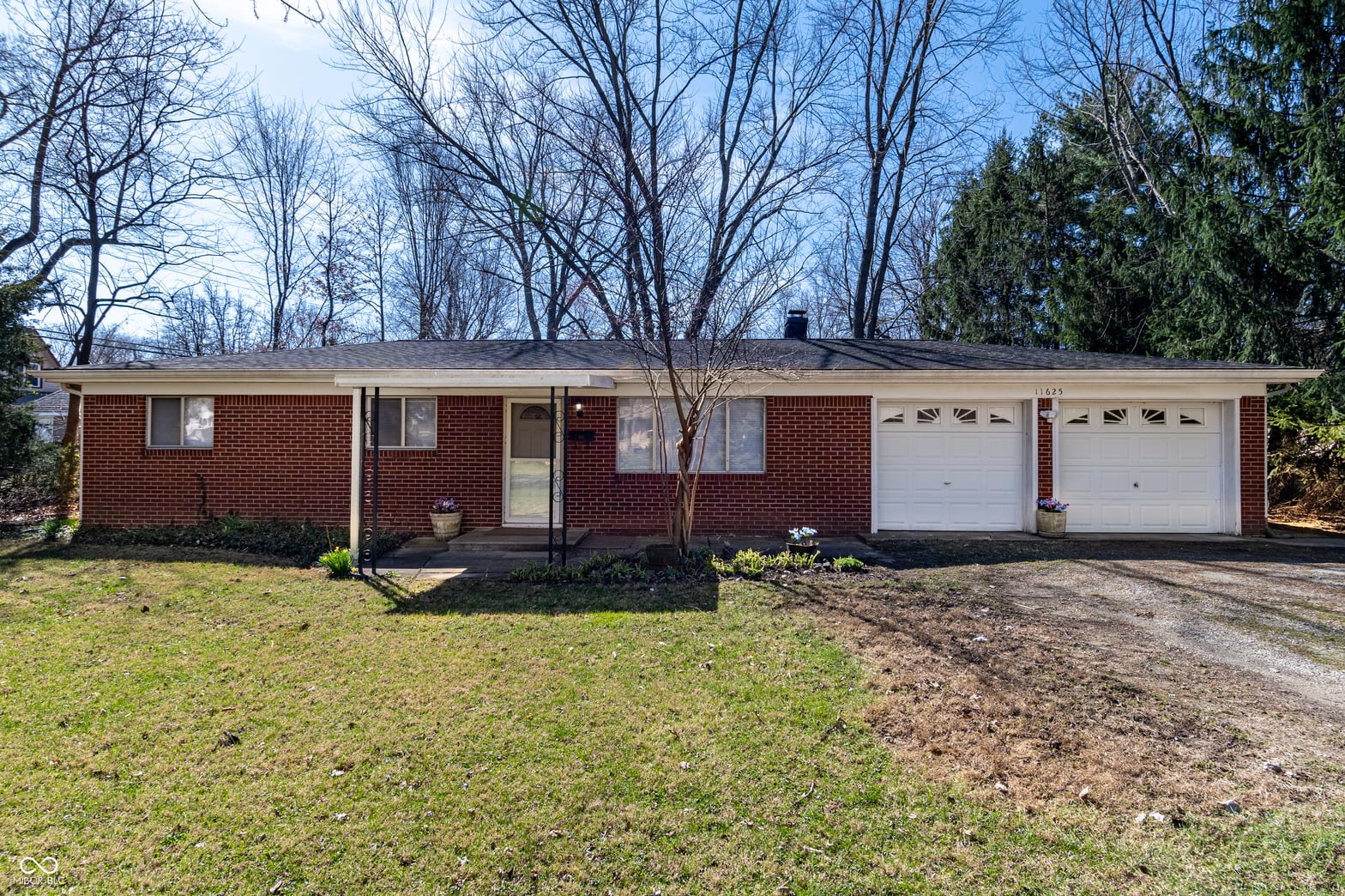 Photo of 11625 E Welland Street, Cumberland, IN