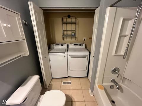Photo of 220 Webb Drive, Indianapolis, IN