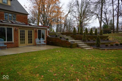 Yard at 17 Windridge Street, Anderson, IN