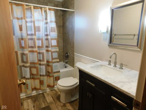 Photo of 6 E Park Lane, Crawfordsville, IN