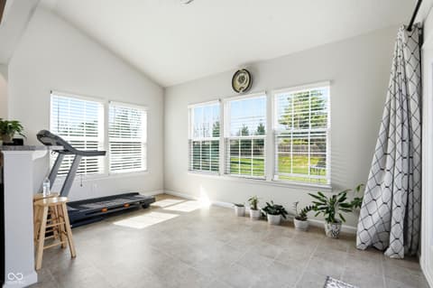 Photo of 516 Dietz Drive, Greenwood, IN