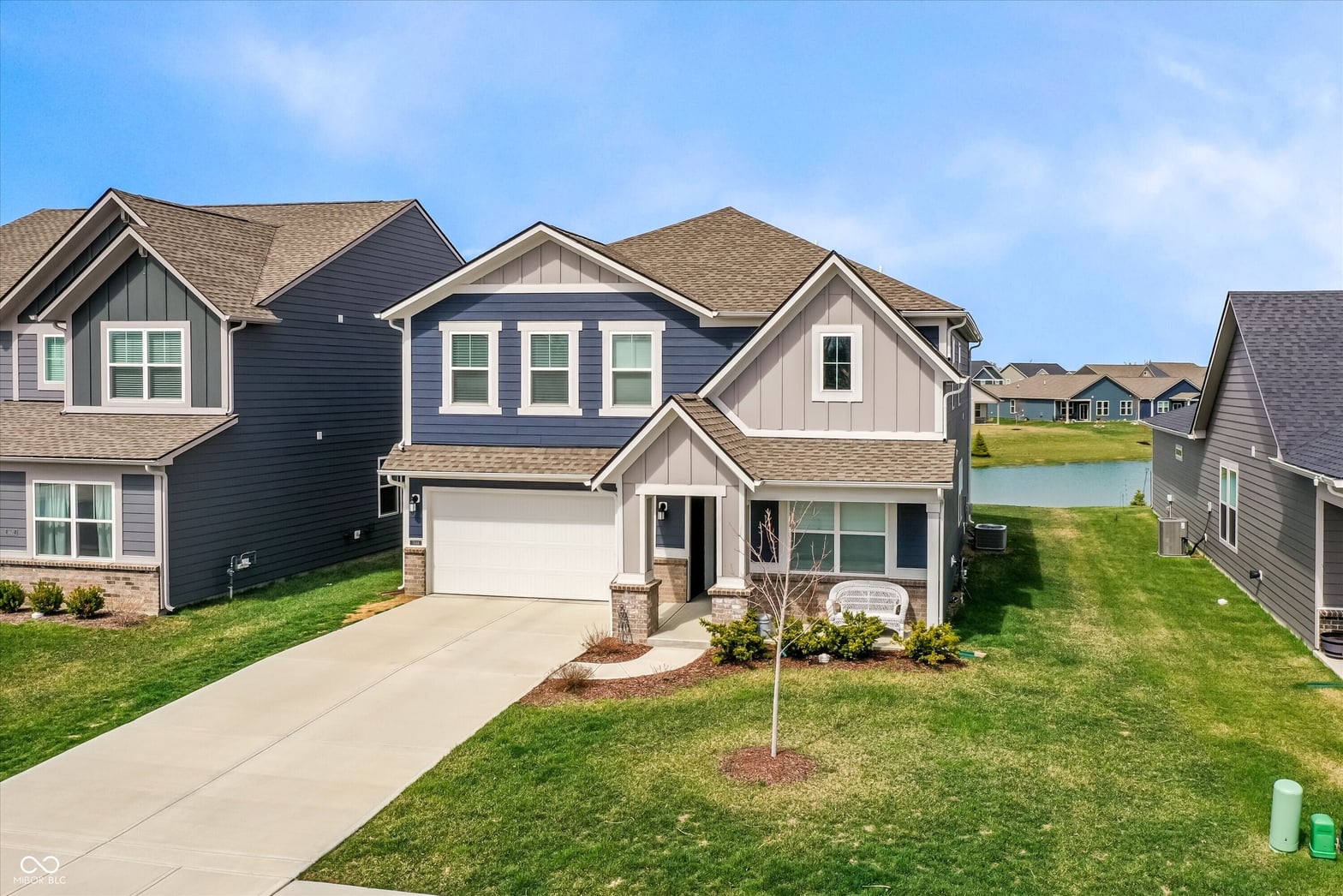 Photo of 7446 Legends Way, Whitestown, IN