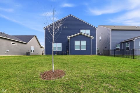 Photo of 7446 Legends Way, Whitestown, IN