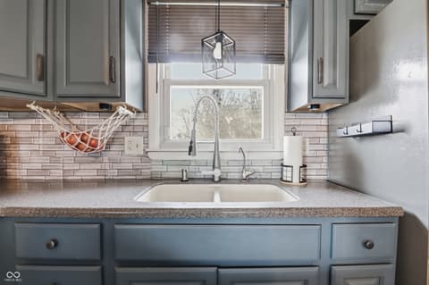 Photo of 3518 River Bluff Road, Anderson, IN