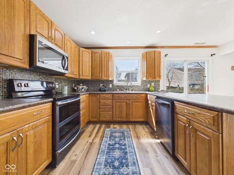 Photo of 9511 W Quarter Moon Drive, Pendleton, IN