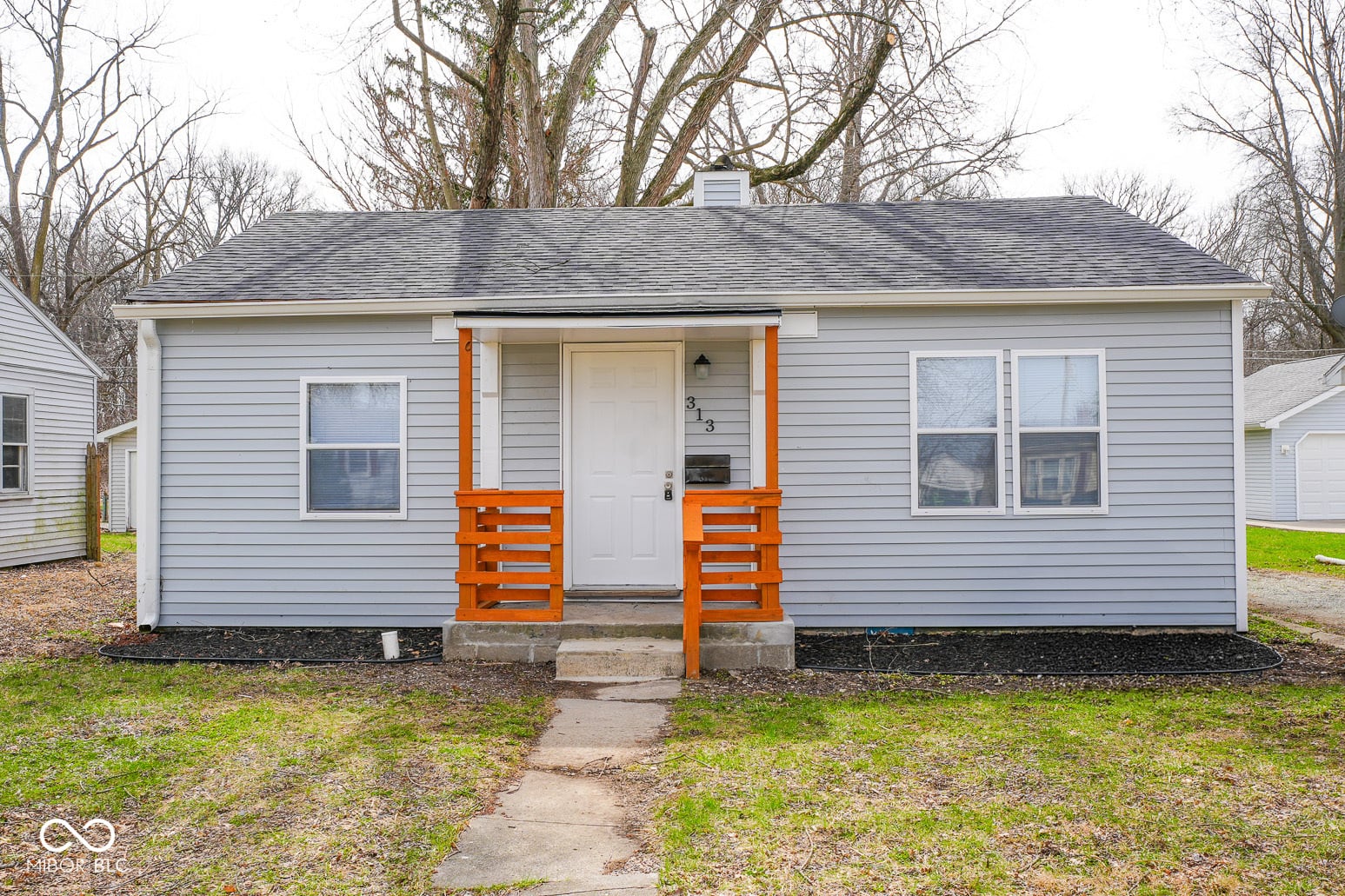 Front exterior at 313 E 39th Street, Anderson, IN
