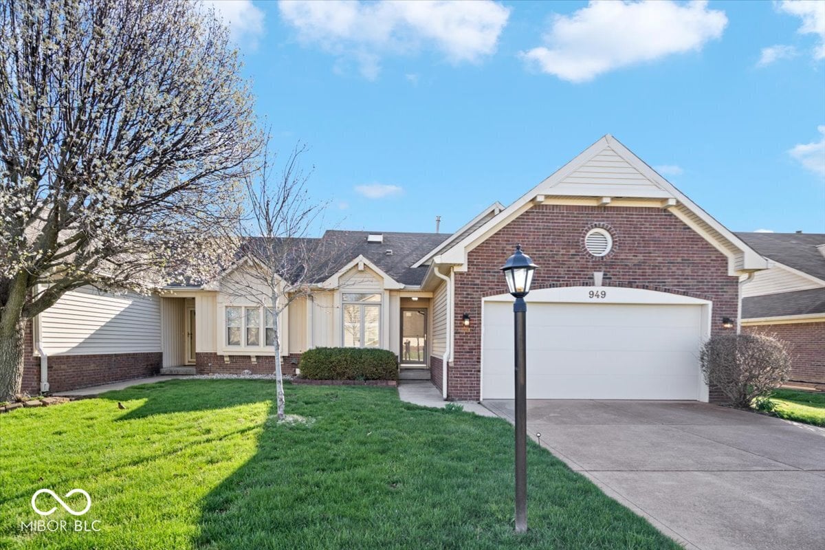 Photo of 949 Peppermill Run, Greenwood, IN