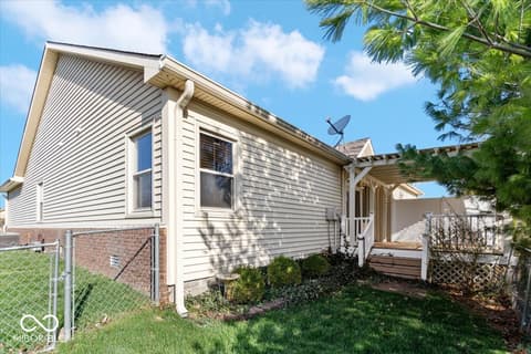 Photo of 949 Peppermill Run, Greenwood, IN