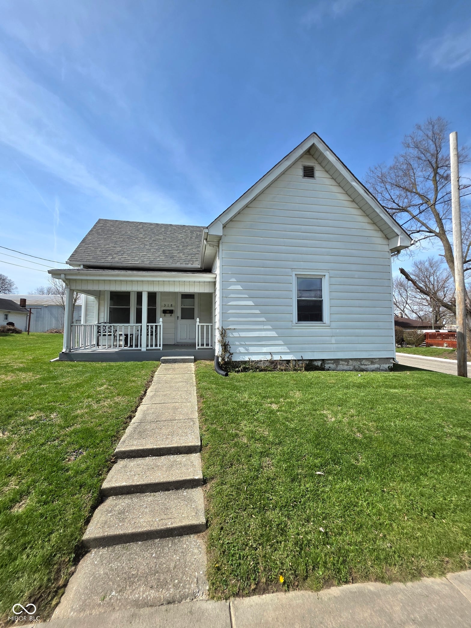 Photo of 318 N College Avenue, Greencastle, IN