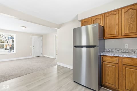 Photo of 220 Mann Avenue, Austin, IN