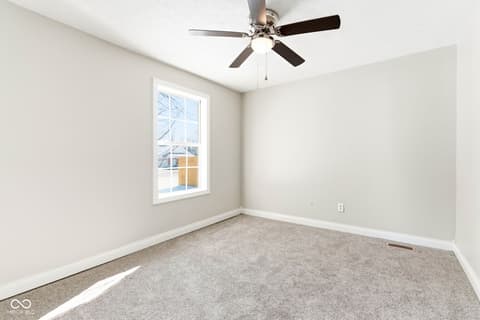 Photo of 220 Mann Avenue, Austin, IN
