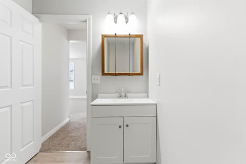 Photo of 220 Mann Avenue, Austin, IN