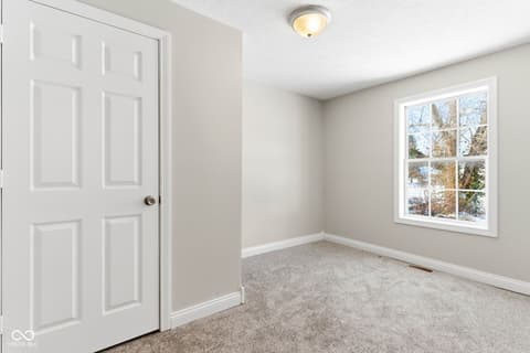 Photo of 220 Mann Avenue, Austin, IN