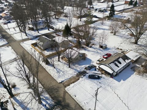 Photo of 220 Mann Avenue, Austin, IN