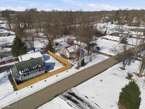Photo of 220 Mann Avenue, Austin, IN