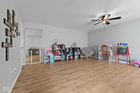 Photo of 919 Charnwood Parkway, Beech Grove, IN