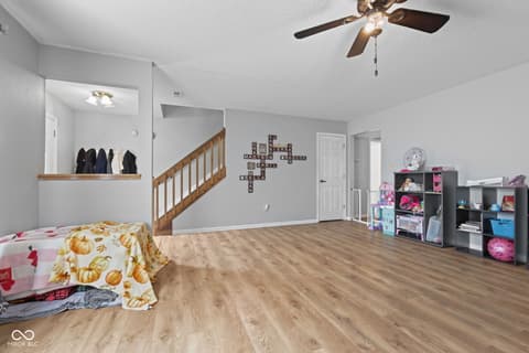 Photo of 919 Charnwood Parkway, Beech Grove, IN