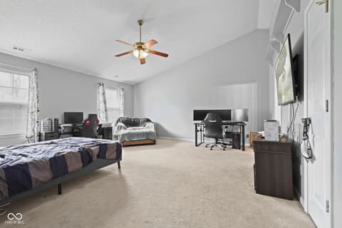 Photo of 919 Charnwood Parkway, Beech Grove, IN
