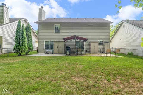 Photo of 919 Charnwood Parkway, Beech Grove, IN
