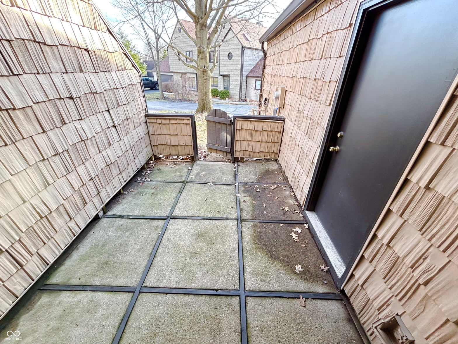 Outdoor living area at 9728 Revere Way, Indianapolis, IN
