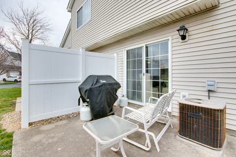 Photo of 8532 Enclave Boulevard, Fishers, IN
