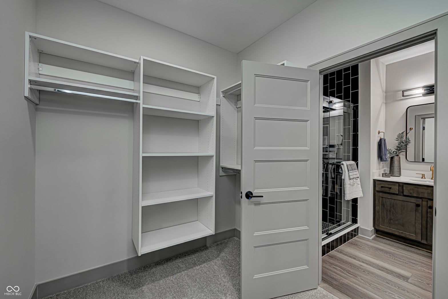 Walk In Closets