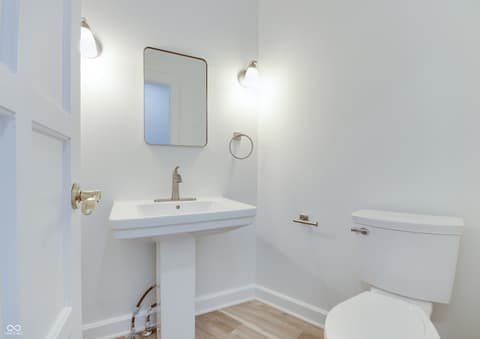 Photo of 6502 Allisonville Road, Indianapolis, IN