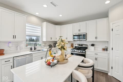 Photo of 4696 Homestead Drive, Whitestown, IN