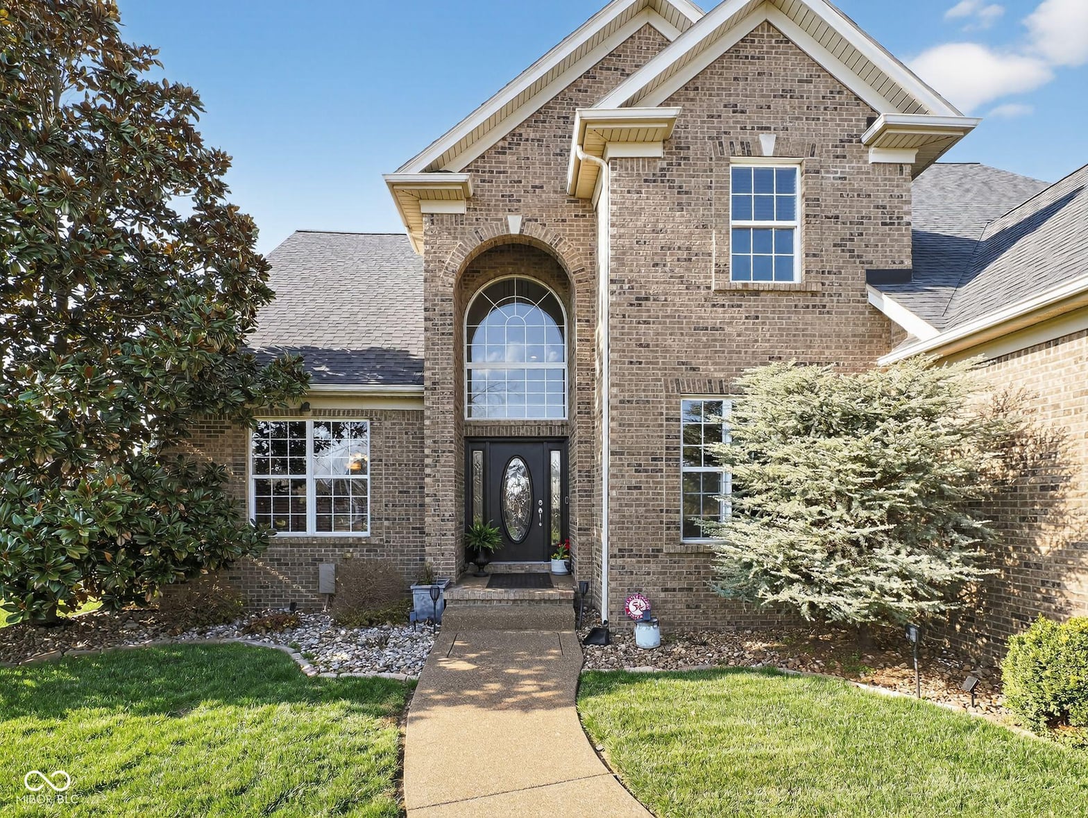 Photo of 5688 Victoria Bluffs Drive, Newburgh, IN