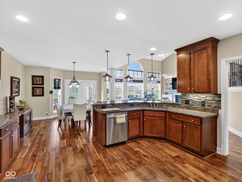 Kitchen at 5688 Victoria Bluffs Drive, Newburgh, IN