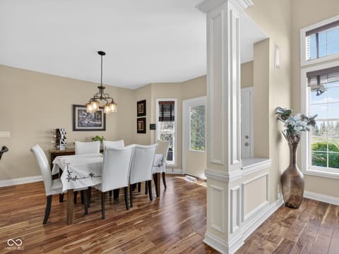 Dining room at 5688 Victoria Bluffs Drive, Newburgh, IN