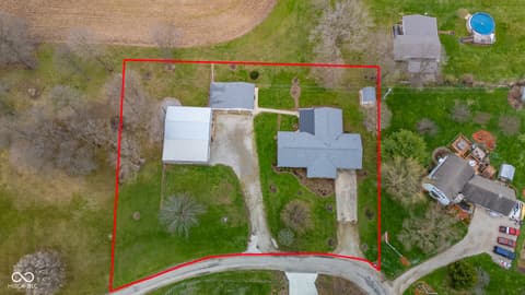 Aerial view at 1334 S Onyx Court, New Castle, IN