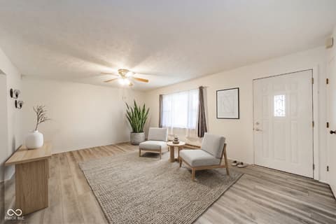 Living room at 1334 S Onyx Court, New Castle, IN