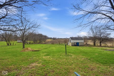 Yard at 8621 S CR 800 W, Daleville, IN