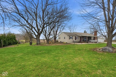 Front exterior at 8621 S CR 800 W, Daleville, IN