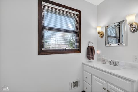 Photo of 7368 E 71st Street, Indianapolis, IN