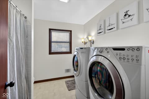 Photo of 7368 E 71st Street, Indianapolis, IN
