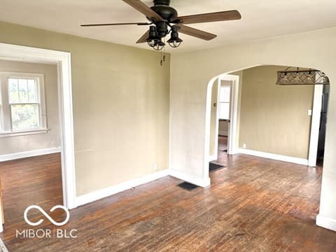 Photo of 237 Ringwood Way, Anderson, IN