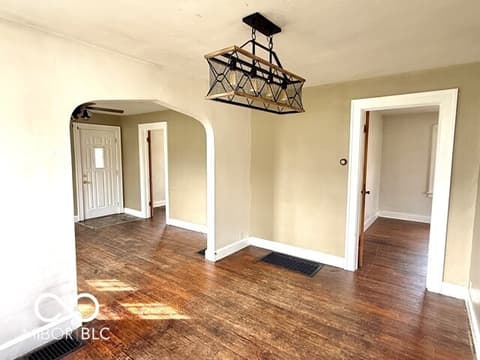 Photo of 237 Ringwood Way, Anderson, IN