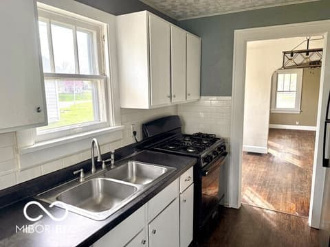 Photo of 237 Ringwood Way, Anderson, IN