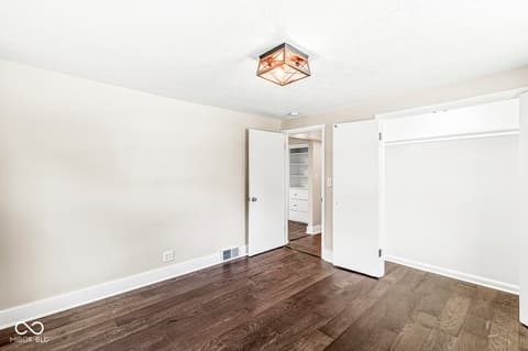 Photo of 68 E 500 N, Anderson, IN