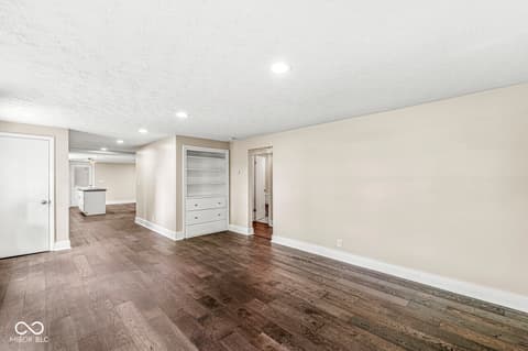 Photo of 68 E 500 N, Anderson, IN
