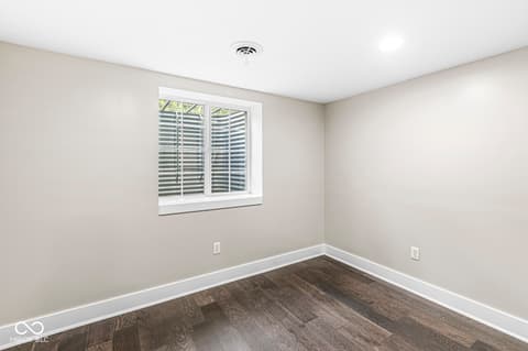 Photo of 68 E 500 N, Anderson, IN