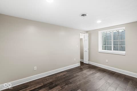 Photo of 68 E 500 N, Anderson, IN